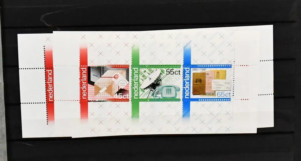 Netherlands, mint never hinged part from late 1970, into the 1990s. Including several, especially the blocks, multiple times. Mi. 1400,-