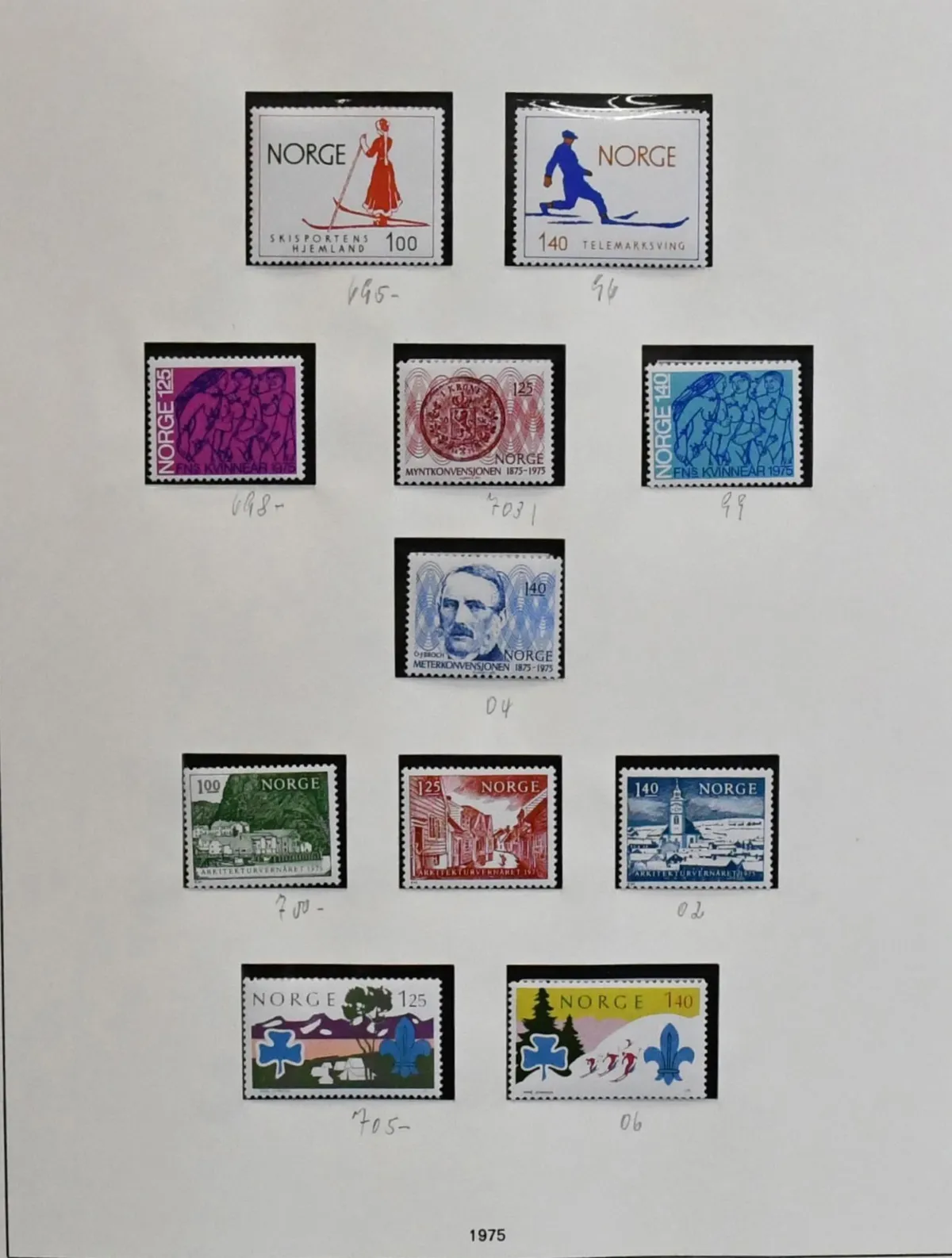 Norway, 1975-2000, mint almost complete collection in two SAFE Dual albums, by main numbers and additionally with many booklets and additional printings. Mi. 1900,-