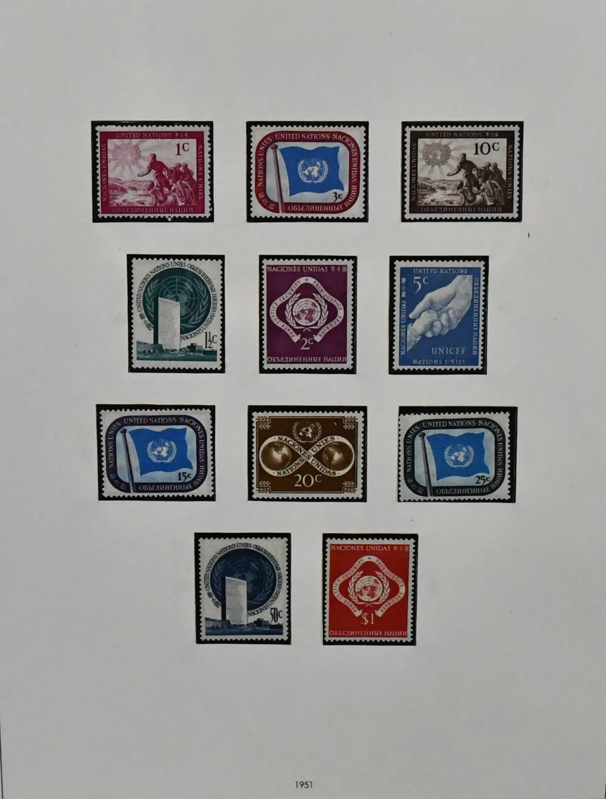 United Nations, mint collection with New York 1951-1988 complete, incl. Bl. 1 and additionally UNTEA set, Geneva 1969-1988 complete, and Vienna 1979-1988 complete, together in thick SAFE pre-printed album