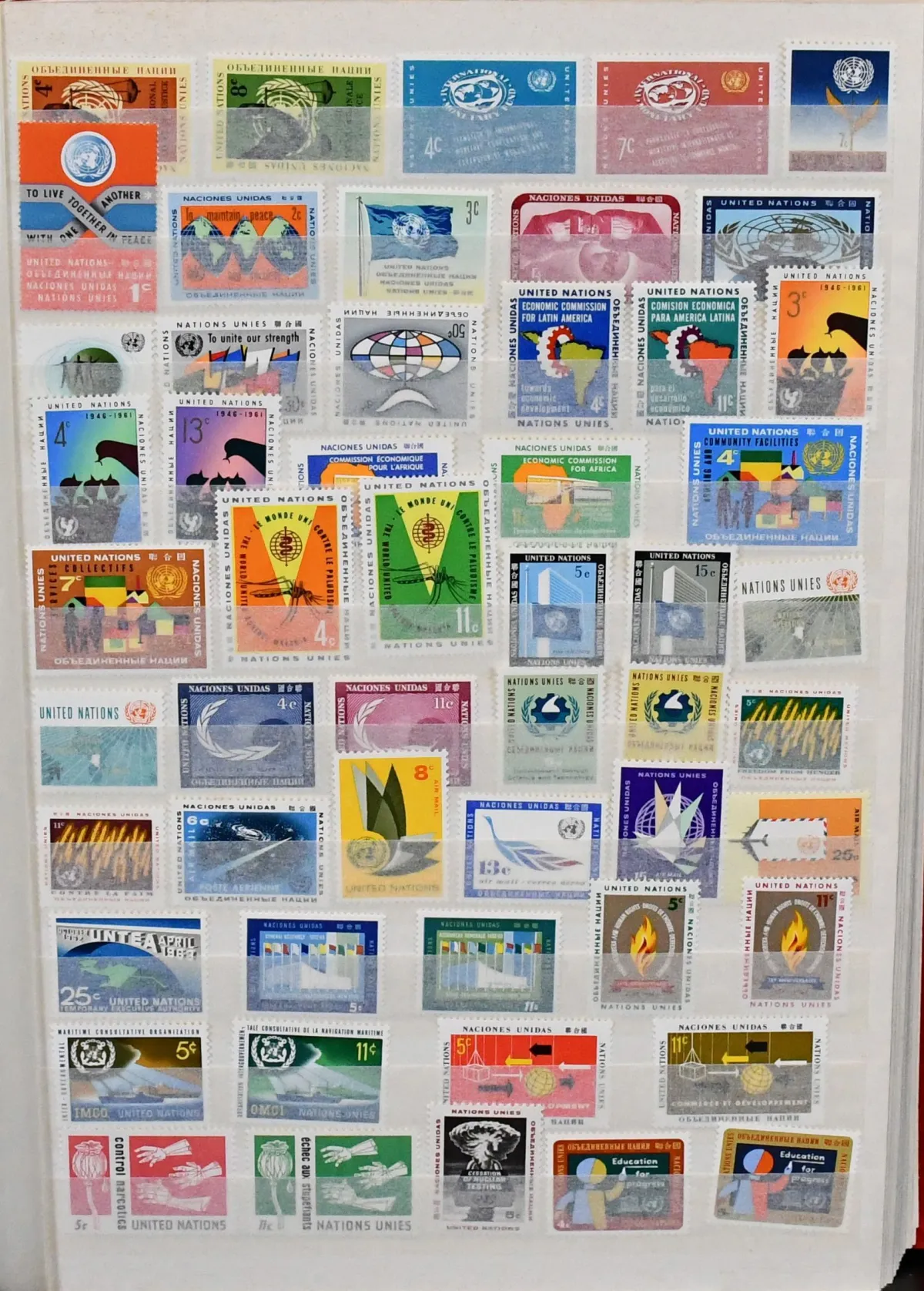 United Nations, New York, 1961-2001, complete mint collection in album, valid face value approx. 200 US dollars