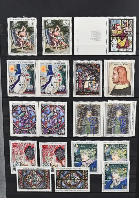 Art, mint and used collection with only French material on the theme, including many large-format stamps from the 1960s, up to the euro era, as well as…