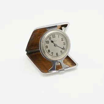 MEDORA WATCH CO. Travel clock / table clock, manual winding, 1930s, Switzerland.