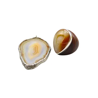 2-TEILIGES SCHMUCKKONVOLUT, ANHÄNGER UND RING.
