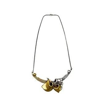 KETTE MIT ANHÄNGER AUS MESSING UND STRASSSTEINEN MIT 925ER SILBERVERSCHLUSS.