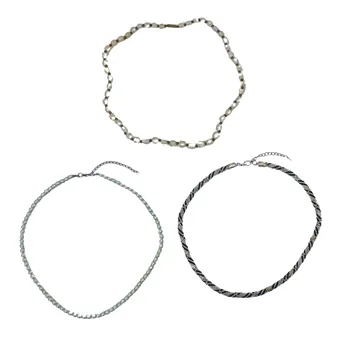 HALSKETTEN-SET AUS PERLEN UND PERLENSTRÄNGEN 3-TEILIG.