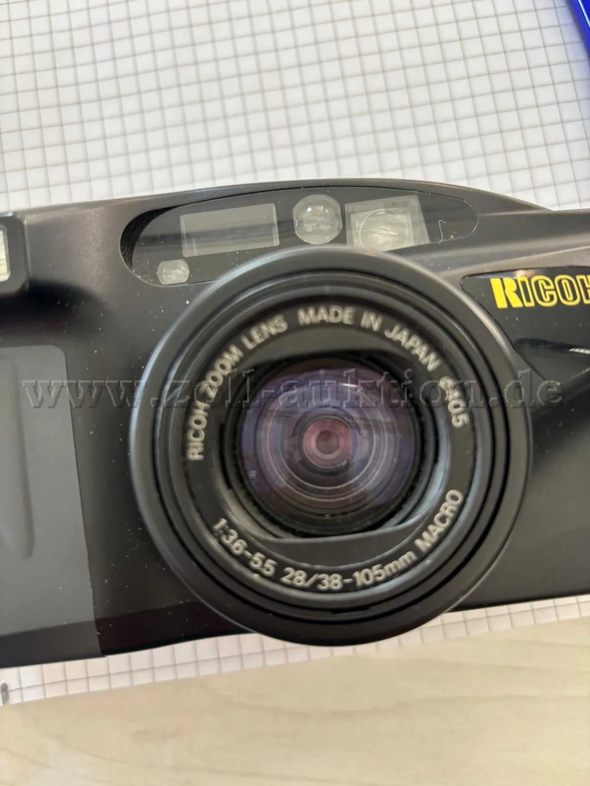 1 digital camera "Ricoh" RZ 105