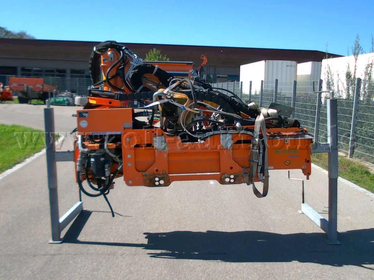 1 MULAG-Satz - Geräte, Anbauteile, Bedienteile für Unimog U530 tw.Unfall