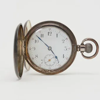 THE CONSORT / DENNISON. Montre de poche savonnette, remontage manuel, argent 925, vers 1919, Suisse.