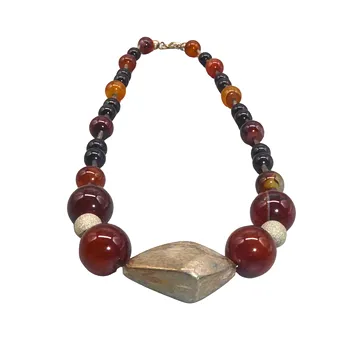 Women's necklace with gemstone, natural stone beads and 925 silver clasp.