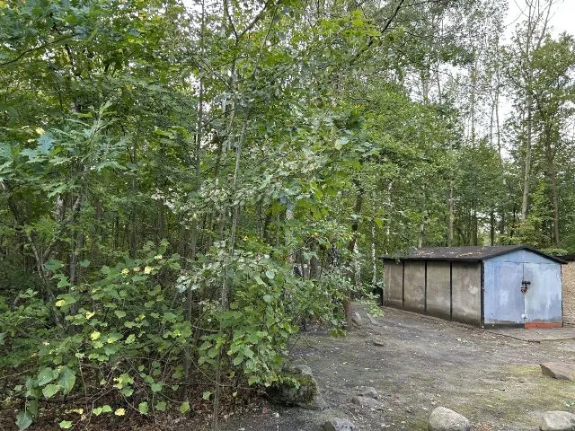 Residential plot with garage in a quiet location in the Lusatian Lake District