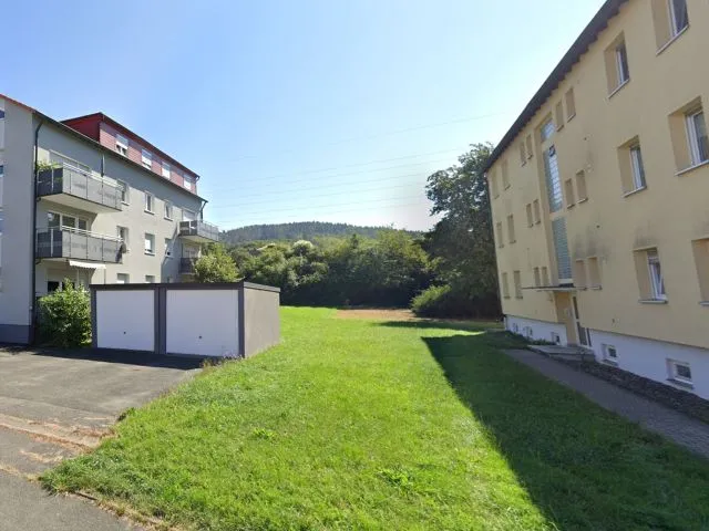 Plot next to apartment buildings in the inner area *location in Upper Franconia with top transport links*