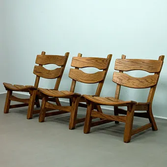 DITTMANN & CO. Awa Radbound, three brutalist chairs / fireplace chairs, oak, 1960s, Netherlands (3).
