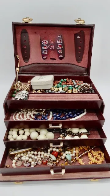 1 Lot Schmuck in 3 Kästen