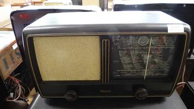 1 old radio