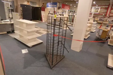 Display stand, without contents