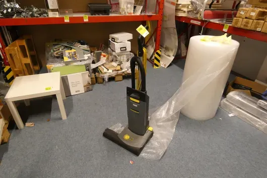 Kärcher Professional - Odkurzacz szczotkowy