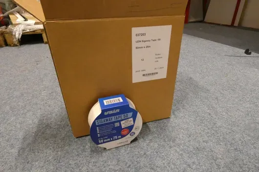 Konvolut Uzin - Sigaway Tape 50, doppelseitiges Verlegeklebeband für Bodenbeläge, 50 mm x 25 m