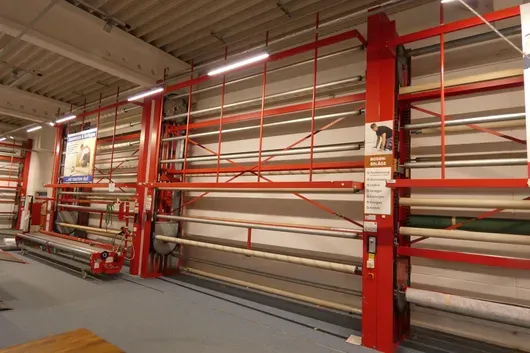 3x eska Schneider Lagersysteme - Skladování rolí