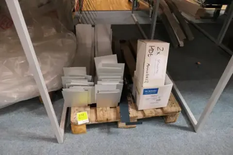 Zestaw akcesoriów, materiał