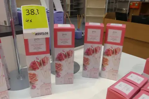 4x ipuro - Parfum d'intérieur « lovely flowers », avec bâtonnets