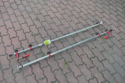 2x Große Schraubzwinge