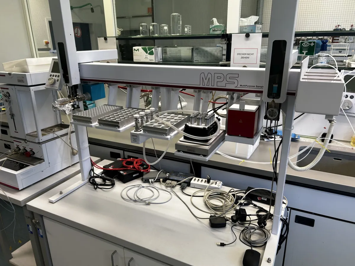 Vaste-fase-extractie Gerstel SPExos + multifunctionele sampler