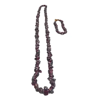 GRANAT - ENDLOSKETTE UND ARMBAND.