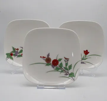 KORANSHA, JAPANESE PORCELAIN, 3-PIECE BOWL SET WITH FLORAL DECOR, CIRCA 1970