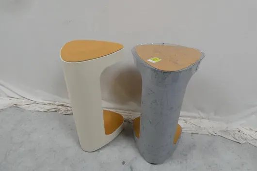 2x приставной столик