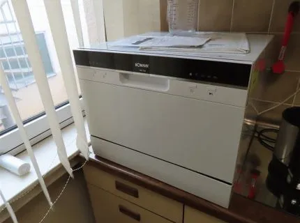 1 table dishwasher, make: Boman, type: TSG / 708
