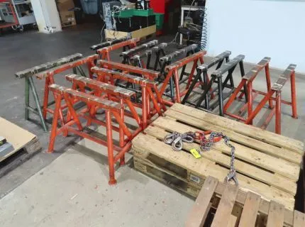 16 wsporników półek, metalowych