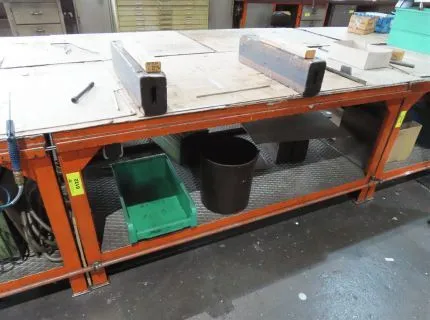 1 work table, metal construction, dimensions approx. 170 x 80 cm