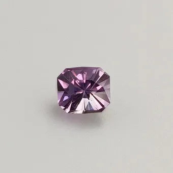 7.00ct Amethyst Gemstone.