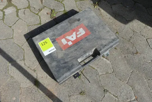 Lot d'outils + accessoires