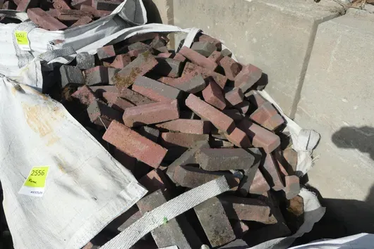 Big Bag with paving stones or clinker bricks