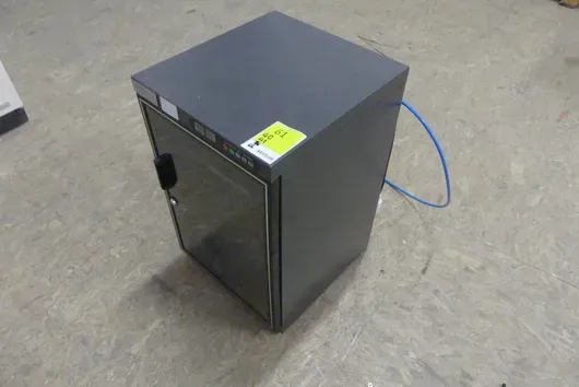 Weifo - Electronic drying cabinet with glass door