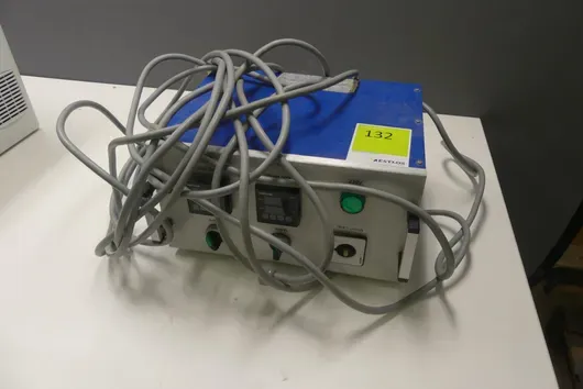 Commande de chauffage avec 2 régulateurs de température Watlow, 230 V