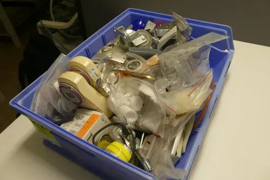 Small parts assortment (Grässlin digi20 timer, copper pipe pieces, socket rings, small electrical parts)