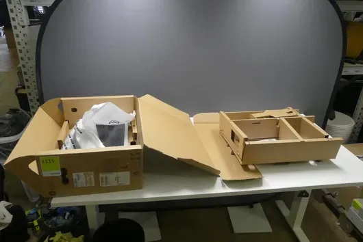HP - Moniteur, 24 pouces, avec pied