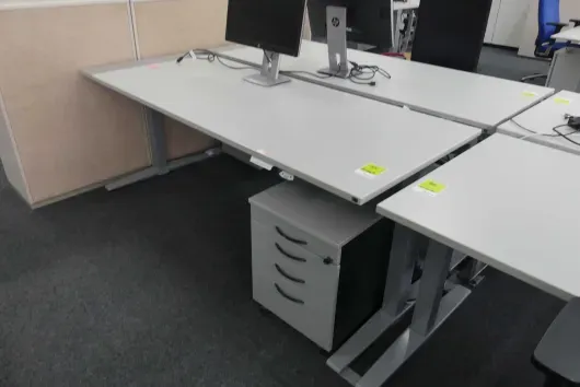 1x bureau à hauteur réglable électrique avec 1x caisson de bureau