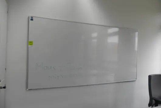 1x tablica biała