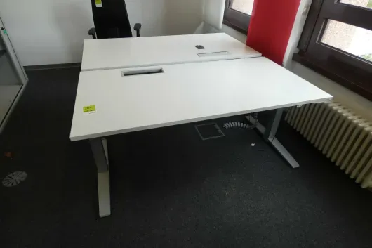 2x bureaux à hauteur réglable électrique