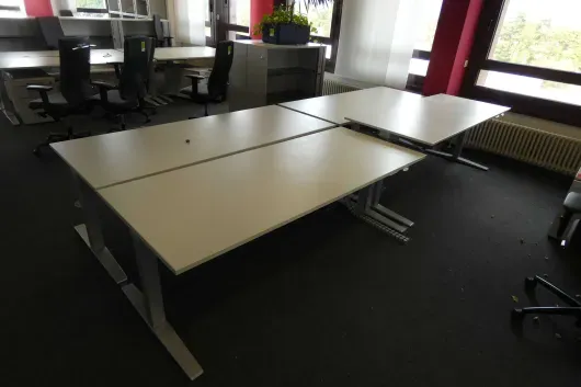 4x Bureau à hauteur réglable électrique