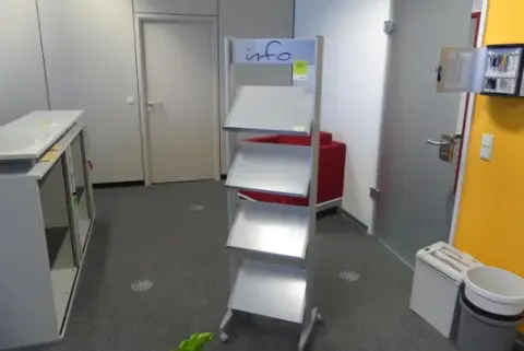 Présentoir à prospectus