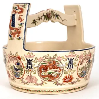 Water fountain bowl, Satsuma, Japan, early 20th c.