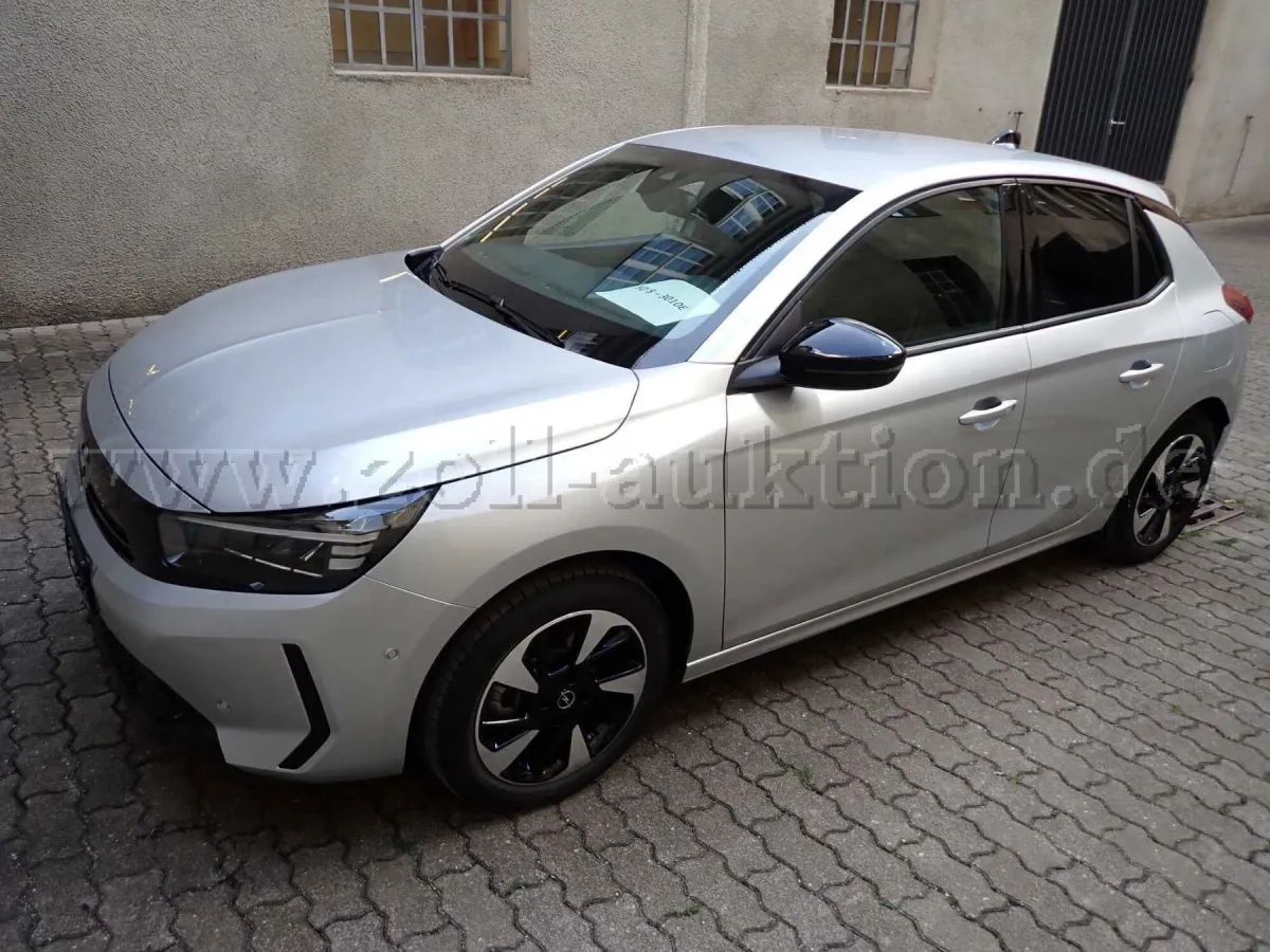 Opel Corsa F e GS - BD8-3010E