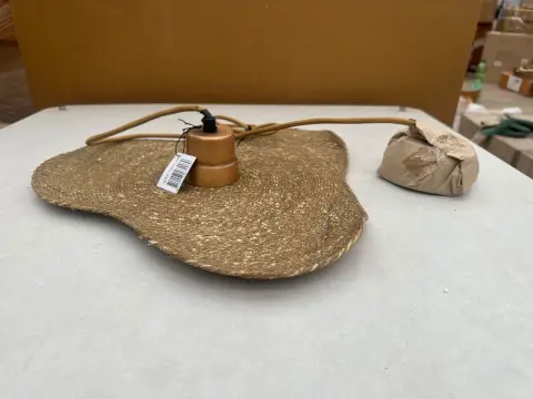 Lot of pendant lamps (2 pieces)