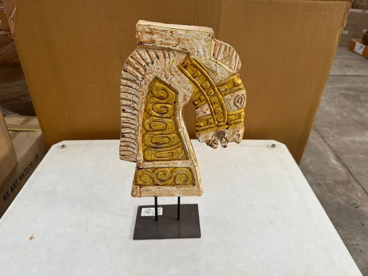 Lot of decorative horses (14 pieces)