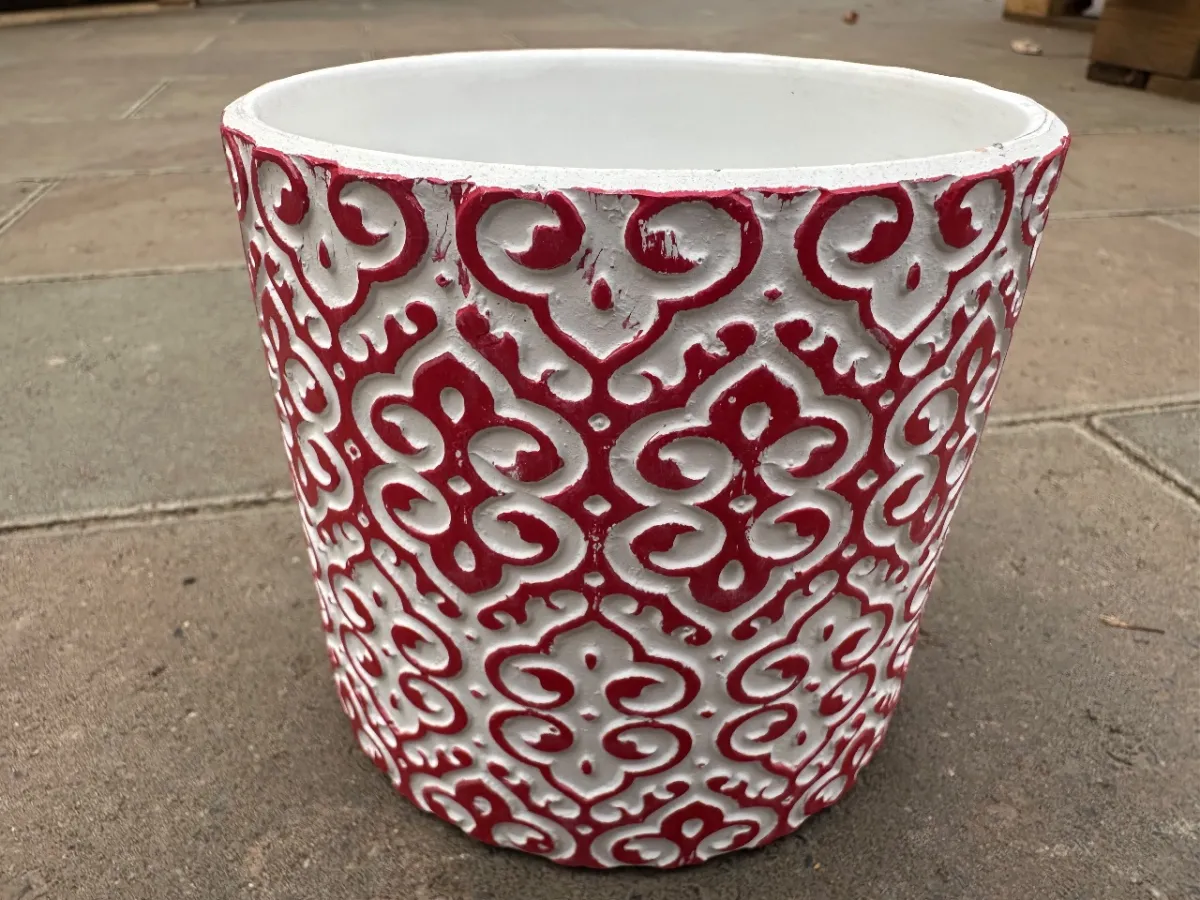 Flower pot