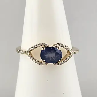 Prsten se safírem / diamantem - žluté zlato (14K), safír 1,18 ct.